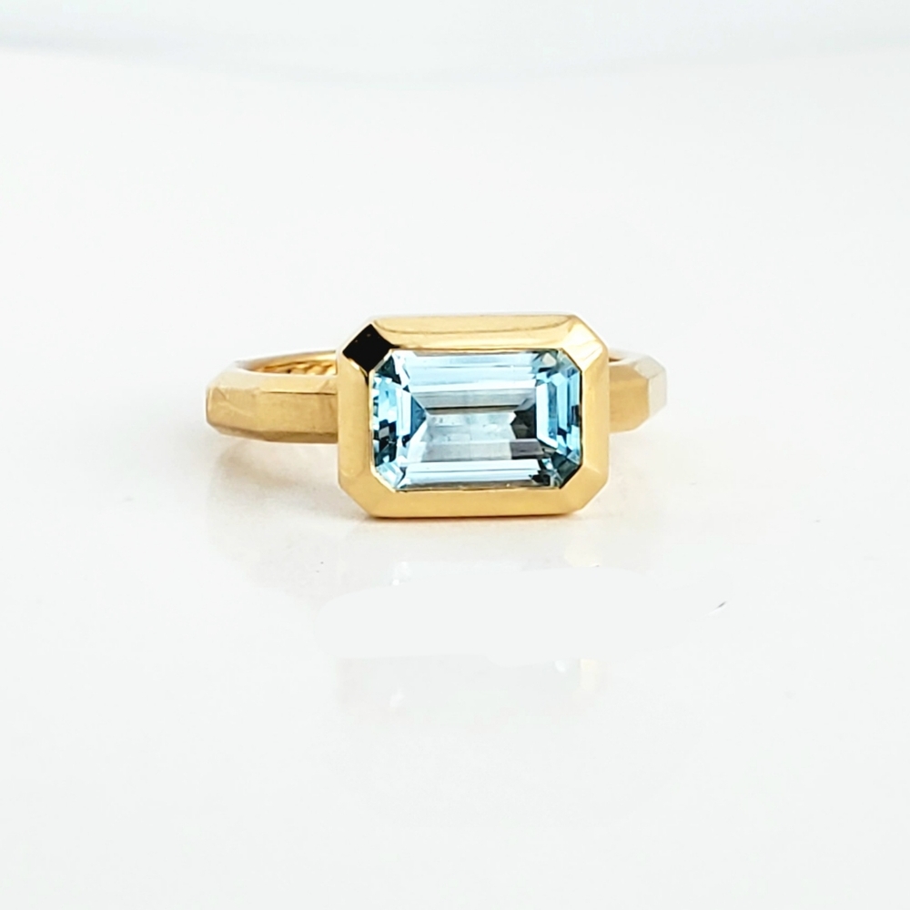 David Yurman Novella Blue Topaz 18k Yellow Gold Ring